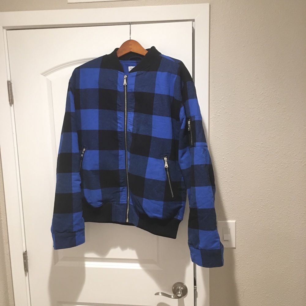Men Jacket - Picture 2 of 5